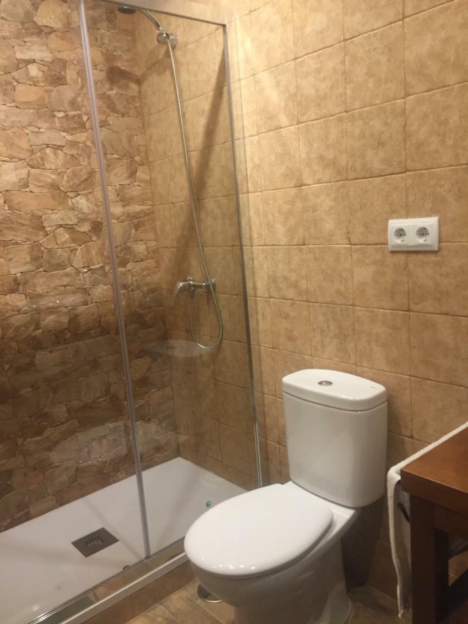 Atico Del Rojas Apartment Toledo Luaran gambar