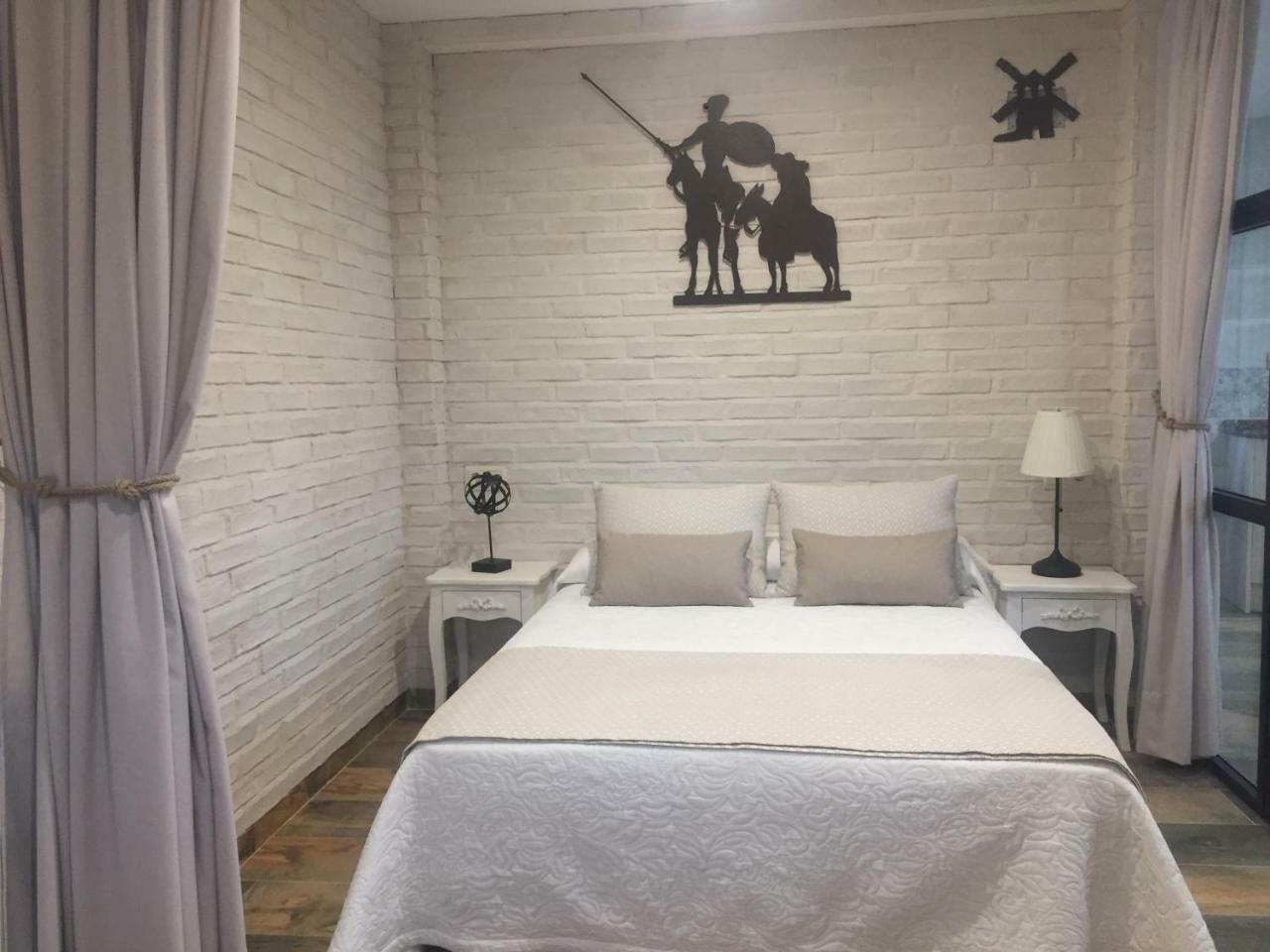 Atico Del Rojas Apartment Toledo Luaran gambar